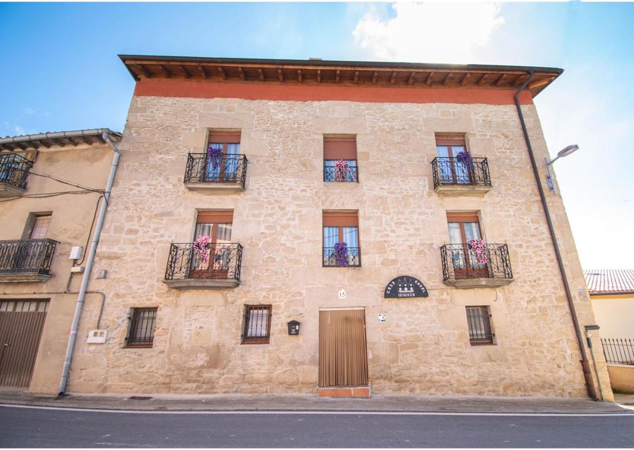 Iriniken, Amplia Casa Rural Con Barbacoa En Navarra Aras  Buitenkant foto